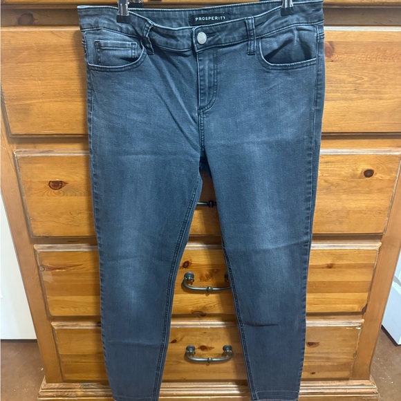 Prosperity Women's Black Distressed Skinny Jeans - Picture 1 of 2